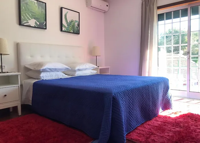 Guest house Casa Do Olival 3*